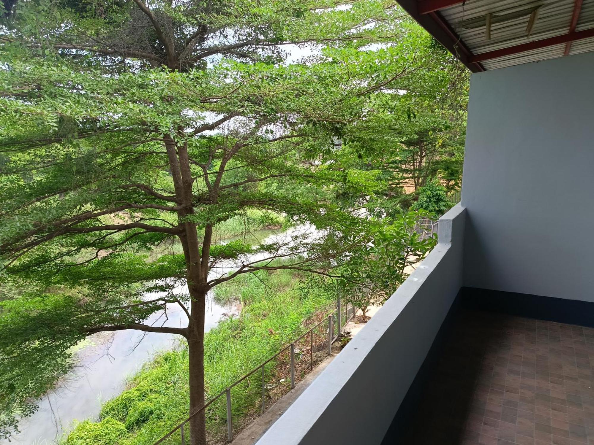 Bussaracum Resort Kanchanaburi Exterior photo
